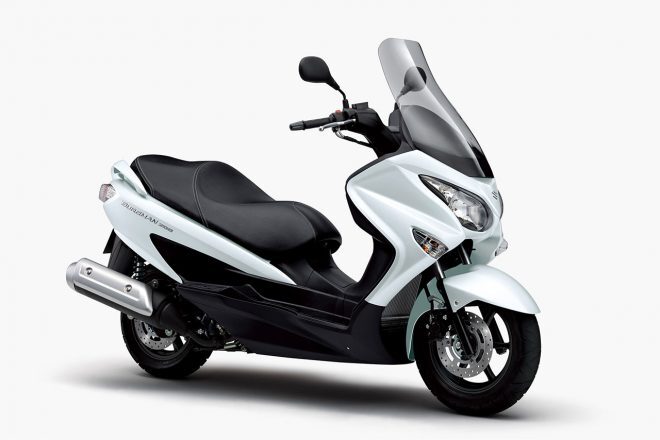 バーグマン200 ブリリアントホワイト　ウレタン塗料500gセット　