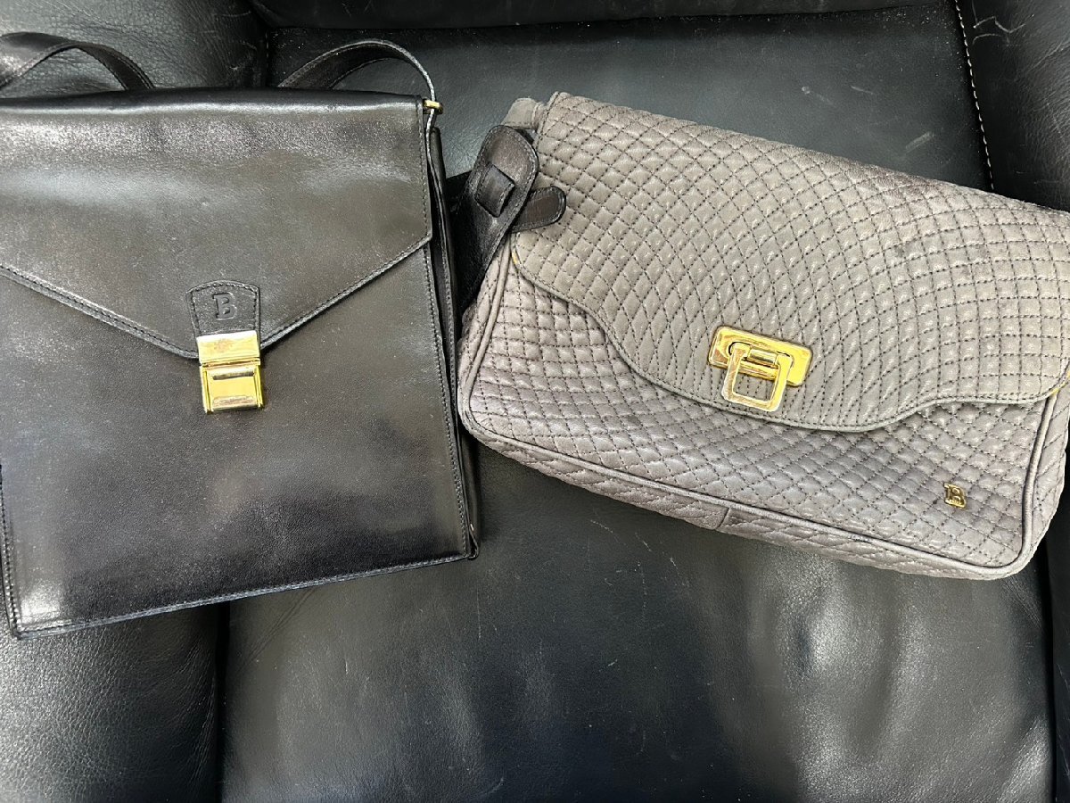 【中古品】バリー(BALLY) ショルダーバッグ キルティング レザー ゴールド金具 黒