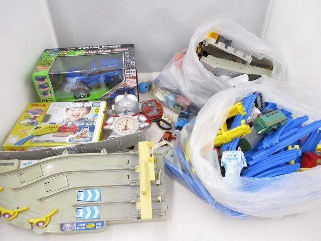 ホビー トーマス ウルトラマン 他 プラレール ラジコン 目覚まし時計 等 グッズセット 【まとめ売り 動作未確】