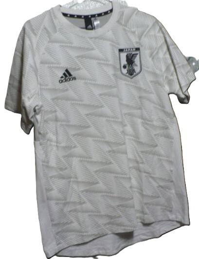 完売品　adidas【アディダスジャパン(株)】製2022?日本代表ゲームデー(D4GMDY)トラベルTシャツ　Ｌ　白　カタールW杯(ワールドカップ)時