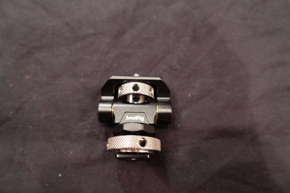 ★　SmallRig　パン軸＆チルト軸調整可能モニターマウント（コールドシュー互換） 2905　スモールリグ　★