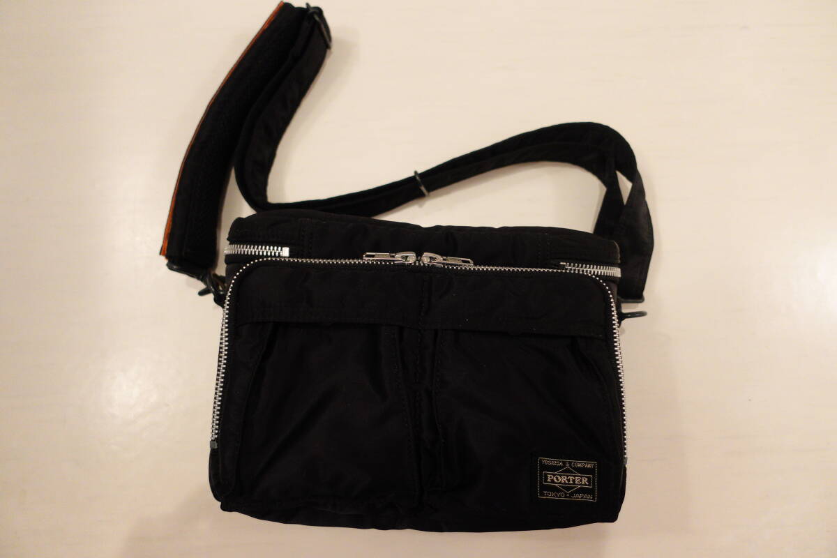 ★　廃盤品！　POETER　TANKER　CAMERABAG　カメラバッグ　ブラック　ポーター　タンカー　★