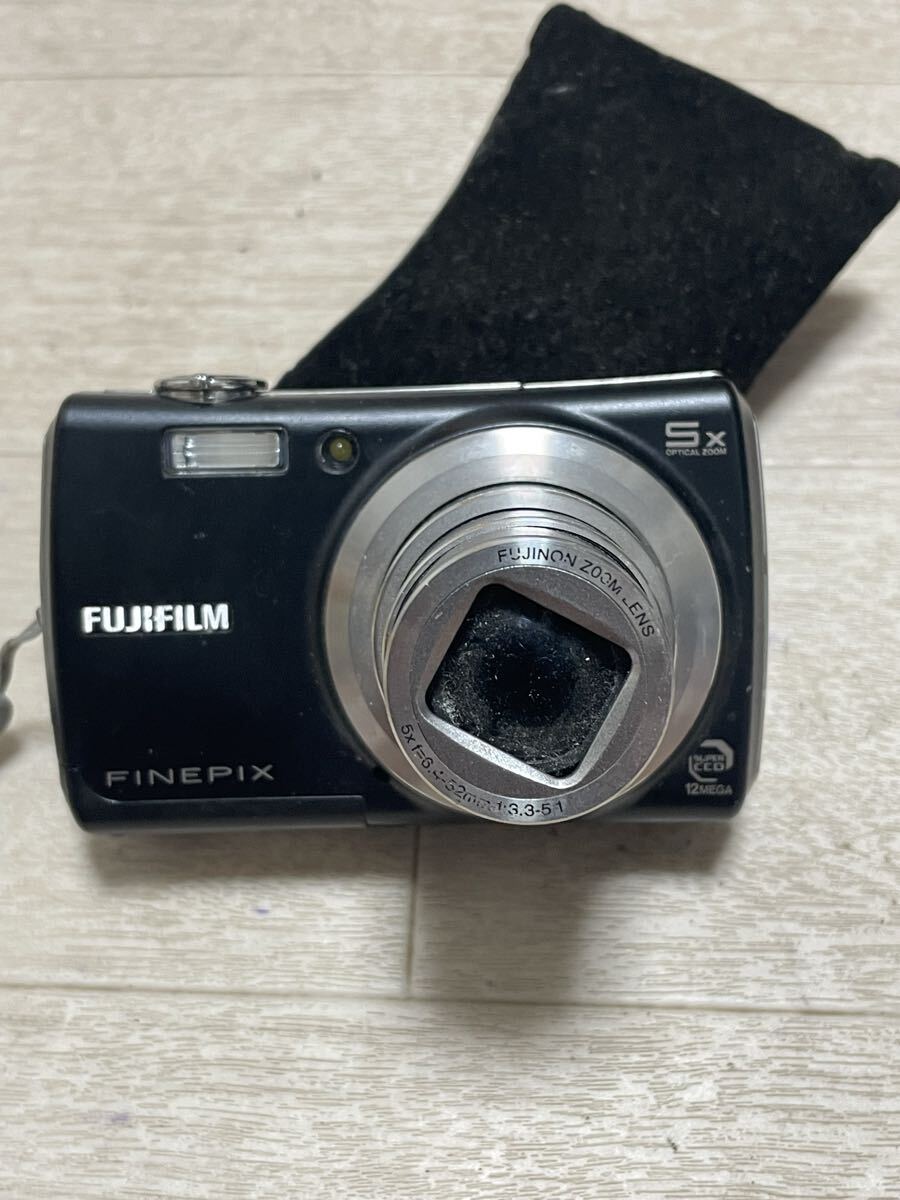 デジタルカメラ FUJIFILM FINEPIX F100fd
