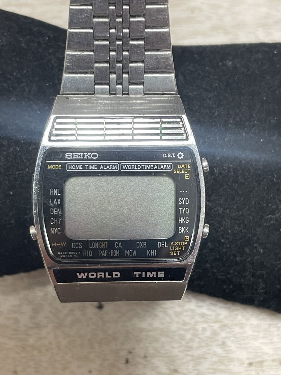 腕時計 SEIKO A239