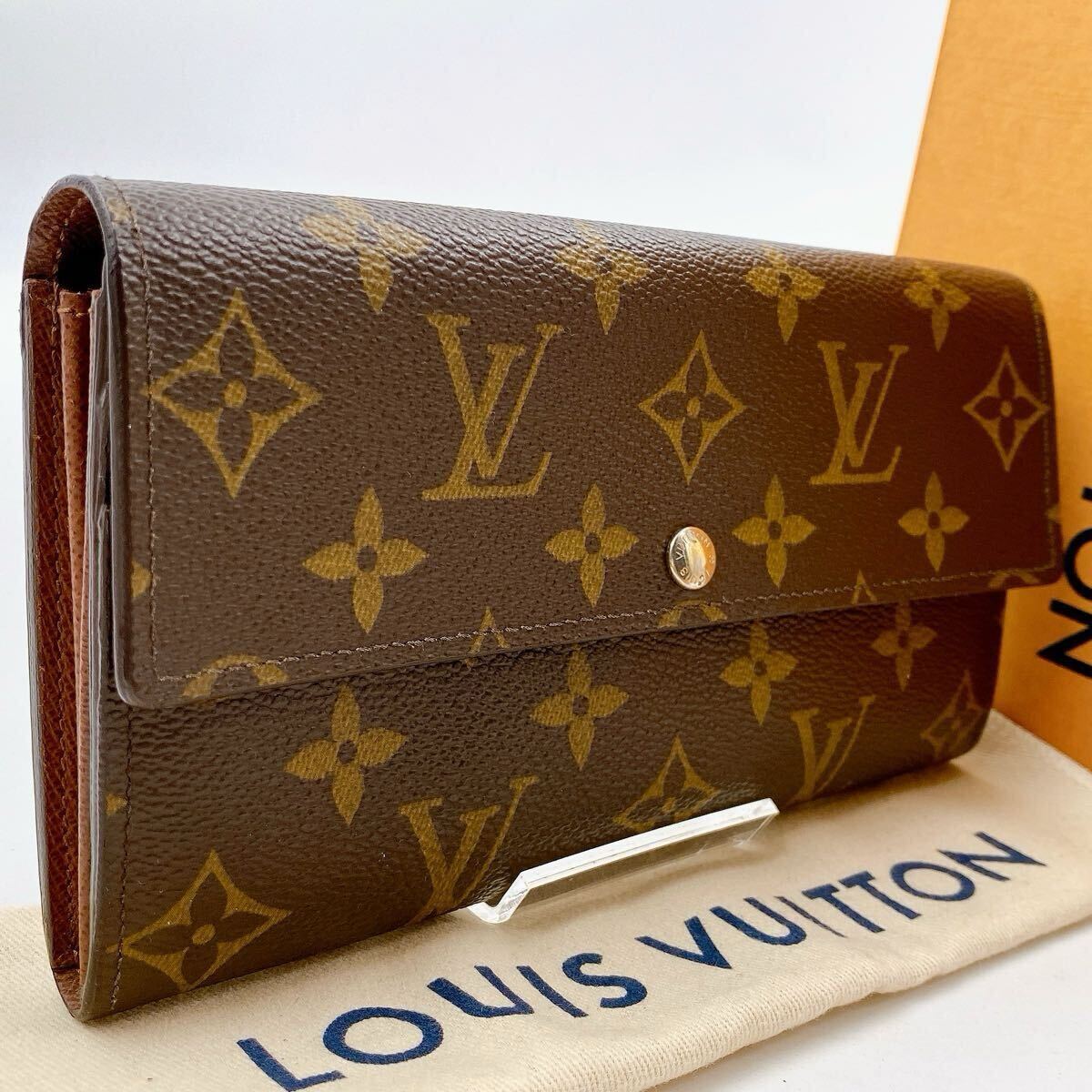 【極美品】LOUIS VUITTON ルイ　ヴィトン ポルトフォイユ　サラ　モノグラム 長財布 二つ折り財布　ユニセックス　 サラ　494