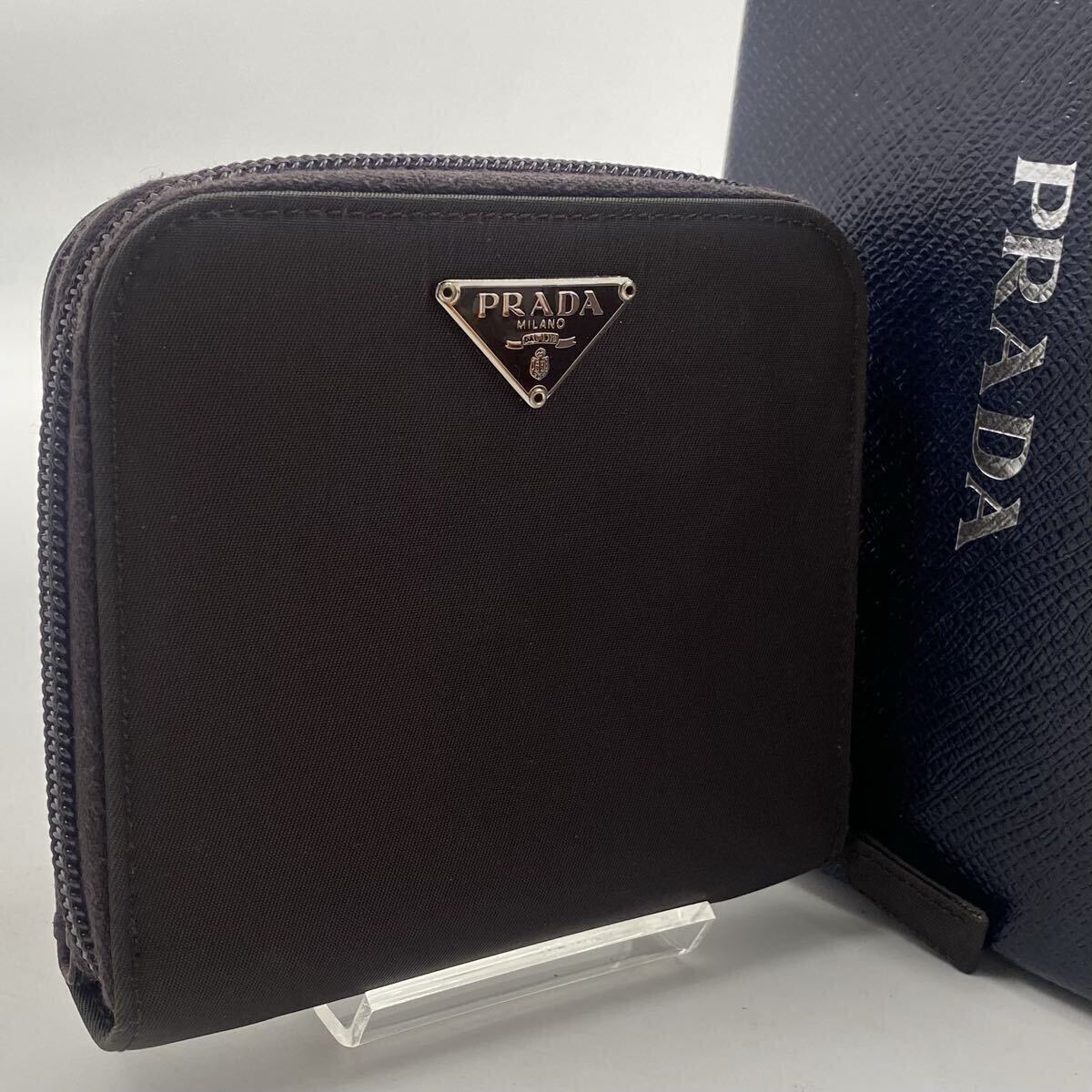 【極美品】PRADA プラダ 二つ折り財布　ラウンドファスナー　コンパクト　トライアングルロゴ　ユニセックス　テスートナイロン　474