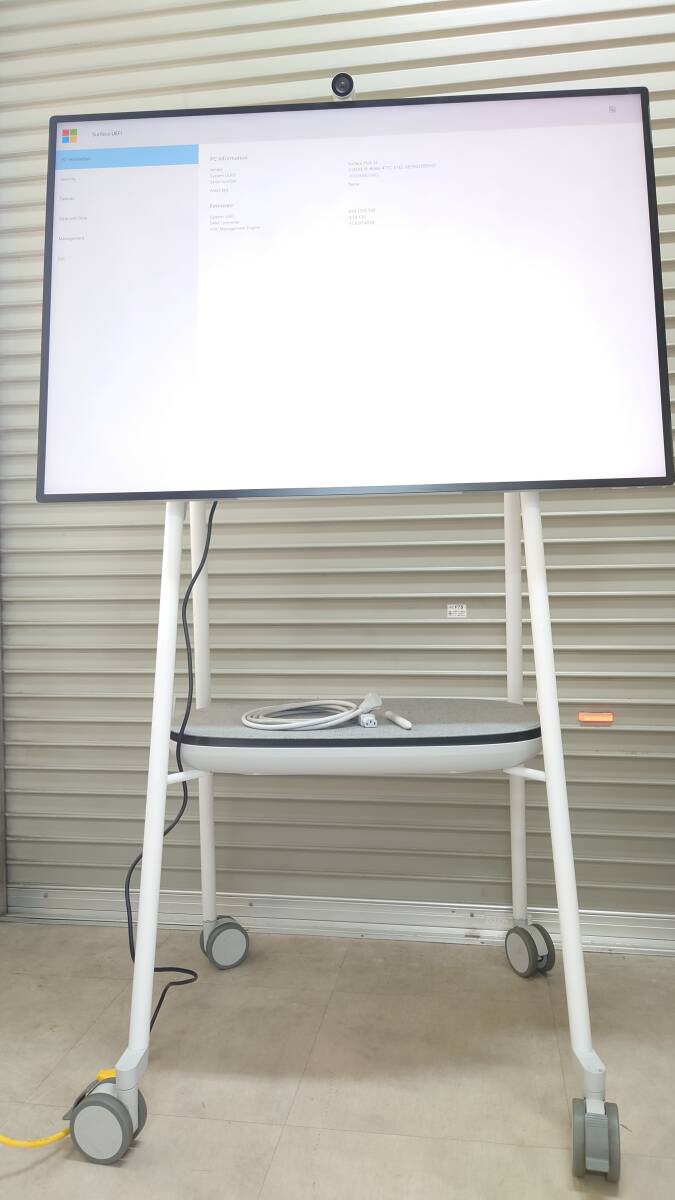 【良品】Microsoft Surface hub 2S 50型 3840x2560 第8世代Core i5 メモリ8GB SSD128GB 【在庫有】