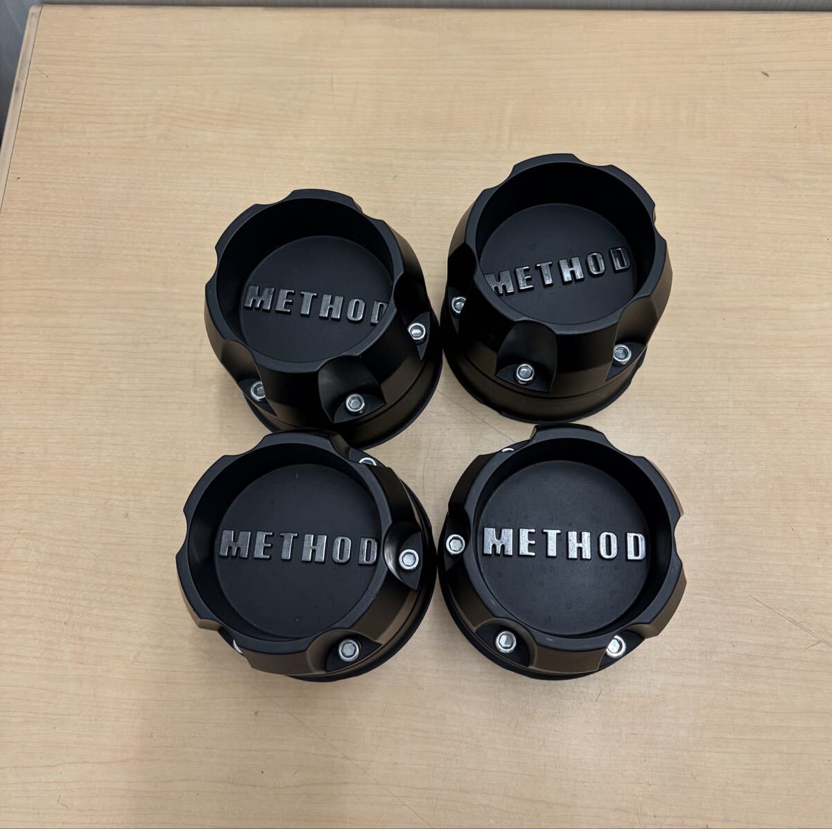 METHOD RACE WHEELS メソッドレースホイール アルミ センターキャップ 4点セット ほぼ未使用 個人保管品