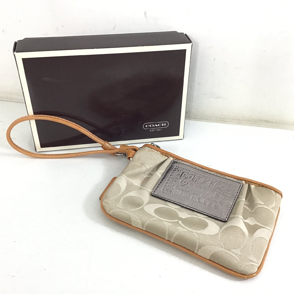 COACH　コーチ　ポーチ　レディース【同梱不可/売り切り/イリエ08-13】