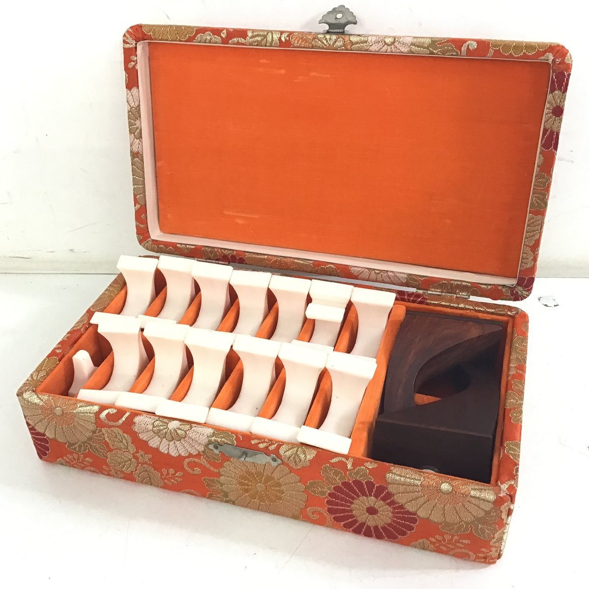 琴柱　琴用品　楽器パーツ　和楽器【同梱不可/売り切り/ナカオ08-16】