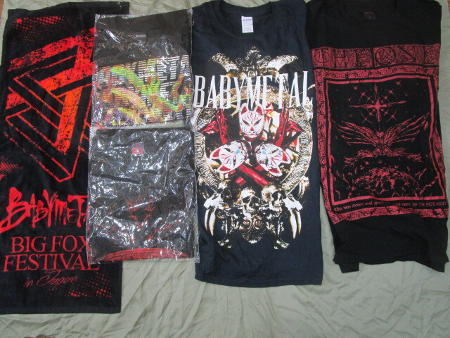 BABYMETAL Tシャツ 4枚 タオル 1枚 ベビーメタル XLサイズ Mサイズ BIG FOX FESTIVAL ツアーＴシャツ 4 