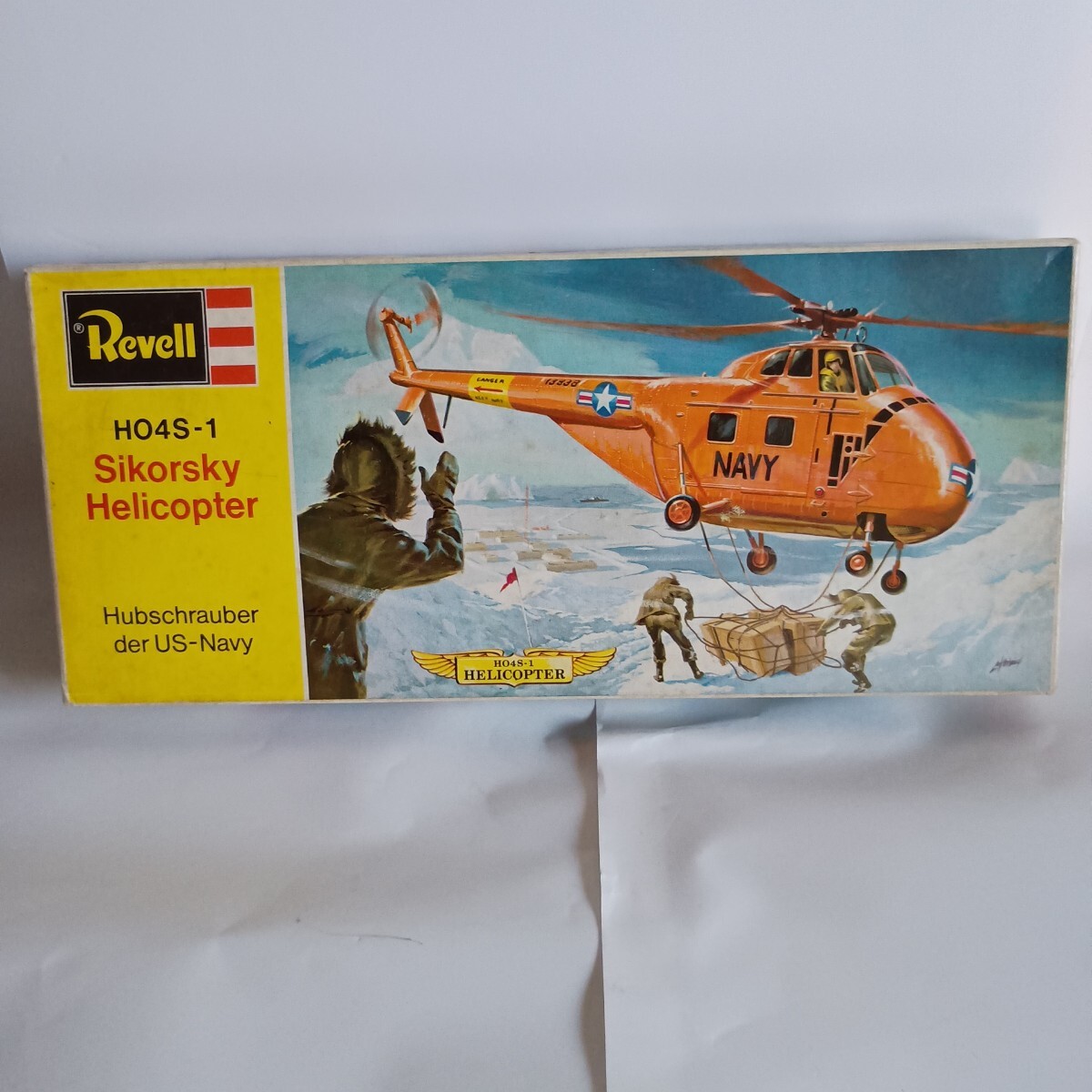 Revell レベル HO4S-1 Sikorsky Helicopter シコルスキー ヘリコプター プラモデル