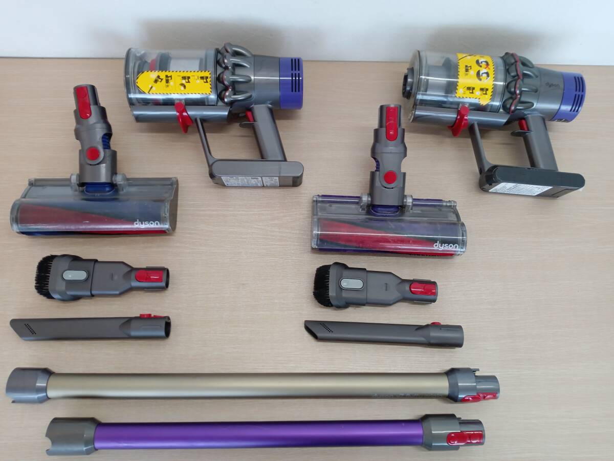 【BE-6945 BE-6931】dyson　ダイソン　SV12 V10　2台セット　ジャンク品　コードレスクリーナー　掃除機　通電確認済　簡易清掃済