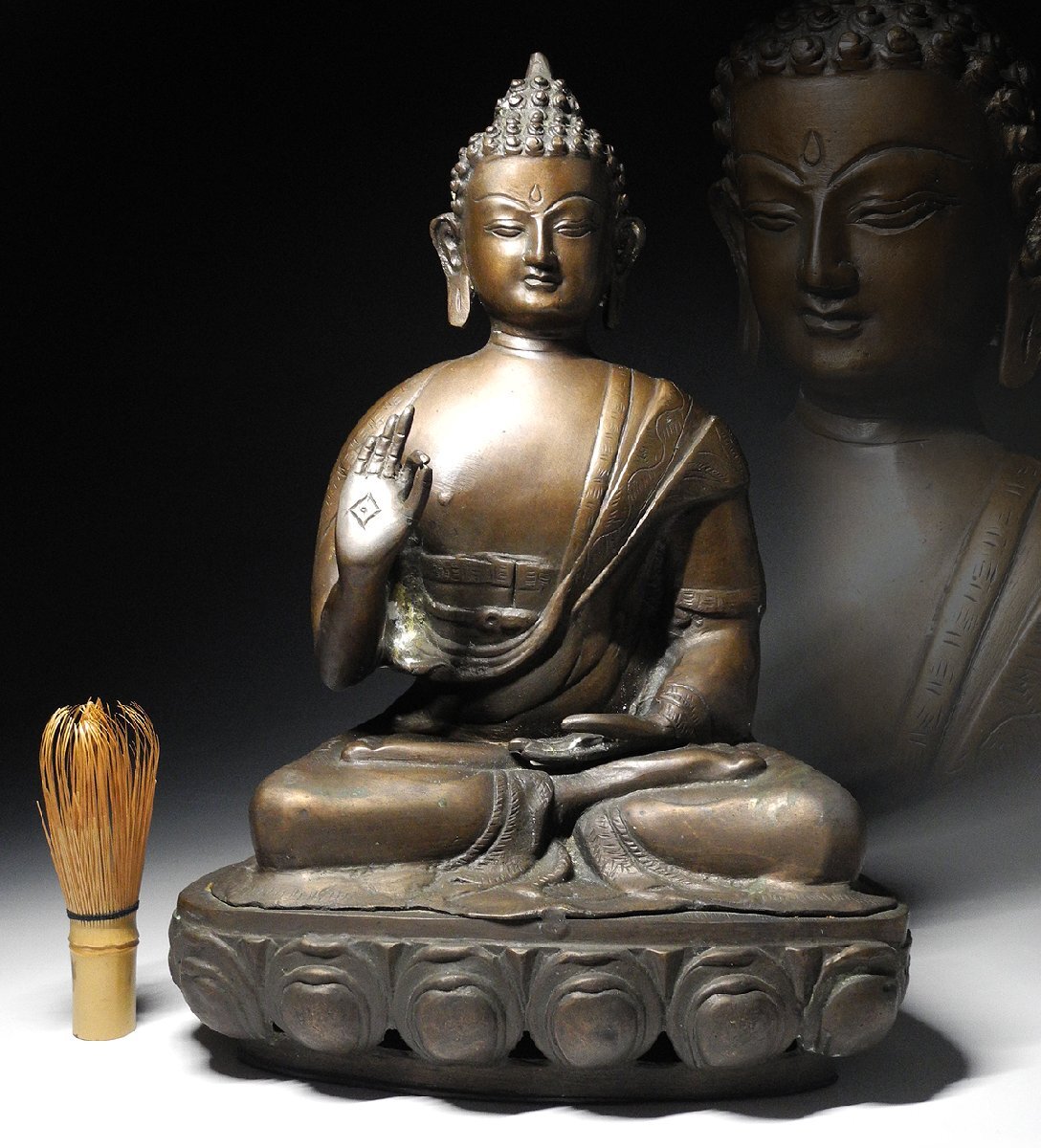 緑屋i■ 中国古玩　古銅　チベット仏　釈迦如来像 仏像　高約35cm　唐物 時代物 仏教美術　i9/0804-2/6-3#100