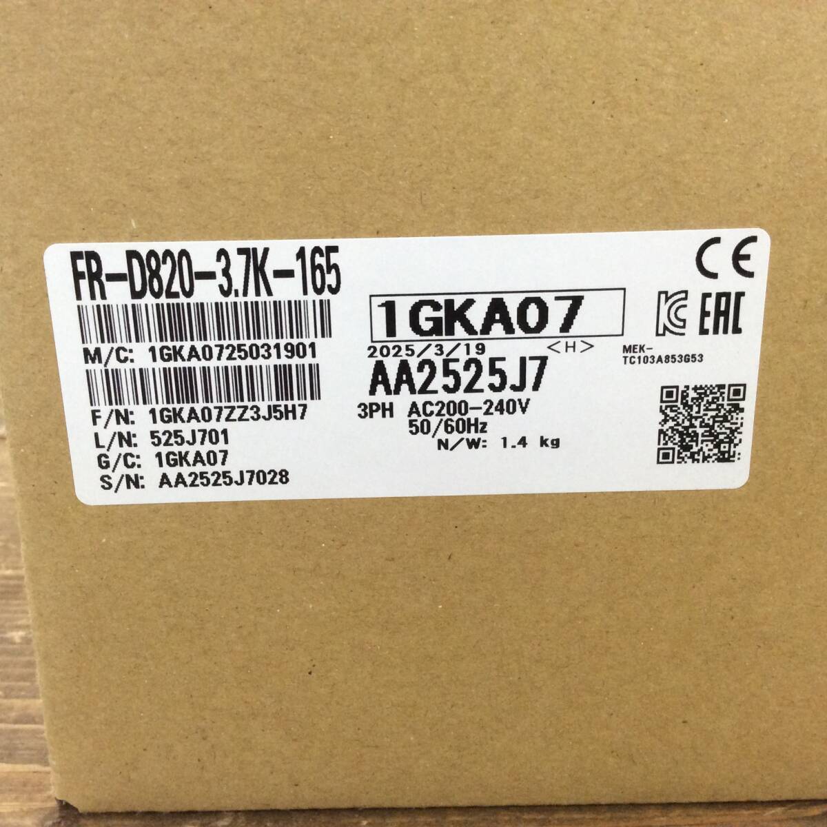 【AH-15336】未使用品 MITSUBISHI 三菱電機 インバータ FR-D820-3.7K-165