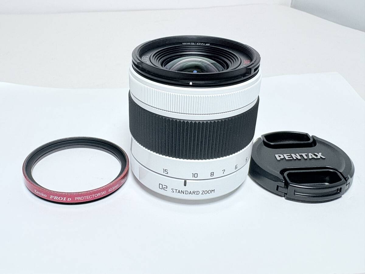 希少なホワイト ペンタックス Q用 5-15mm F2.8-4.5 02 STANDARD ZOOM