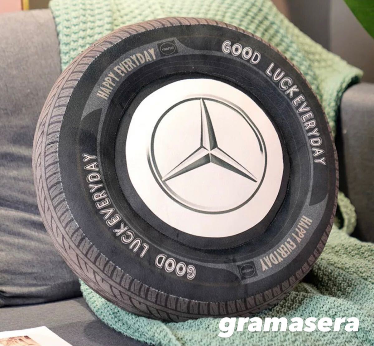 ★レア★ベンツ　Mercedes Benzクッション 高品質　ロゴクッション　メルセデスベンツ ホイールクッション