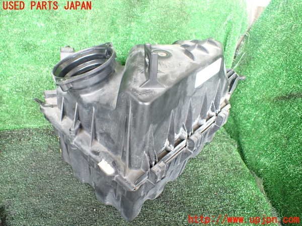 1UPJ-41692560]ジャガー・Fタイプ コンバーチブル(J60MA)エアクリーナーボックス 中古