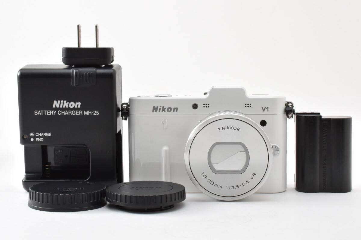 ニコン　Nikon 1 V1 ホワイト レンズセット ＃A933-0808M33006291