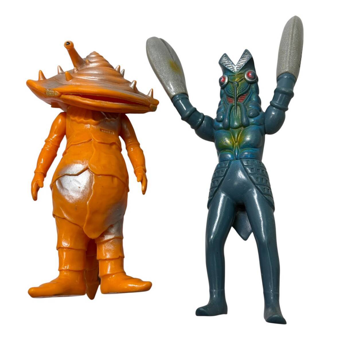 ソフビ　バルタン星人＆カネゴン　1983年製　BANDAI　バンダイ　希少　廃番　レトロ　レア　ウルトラマン
