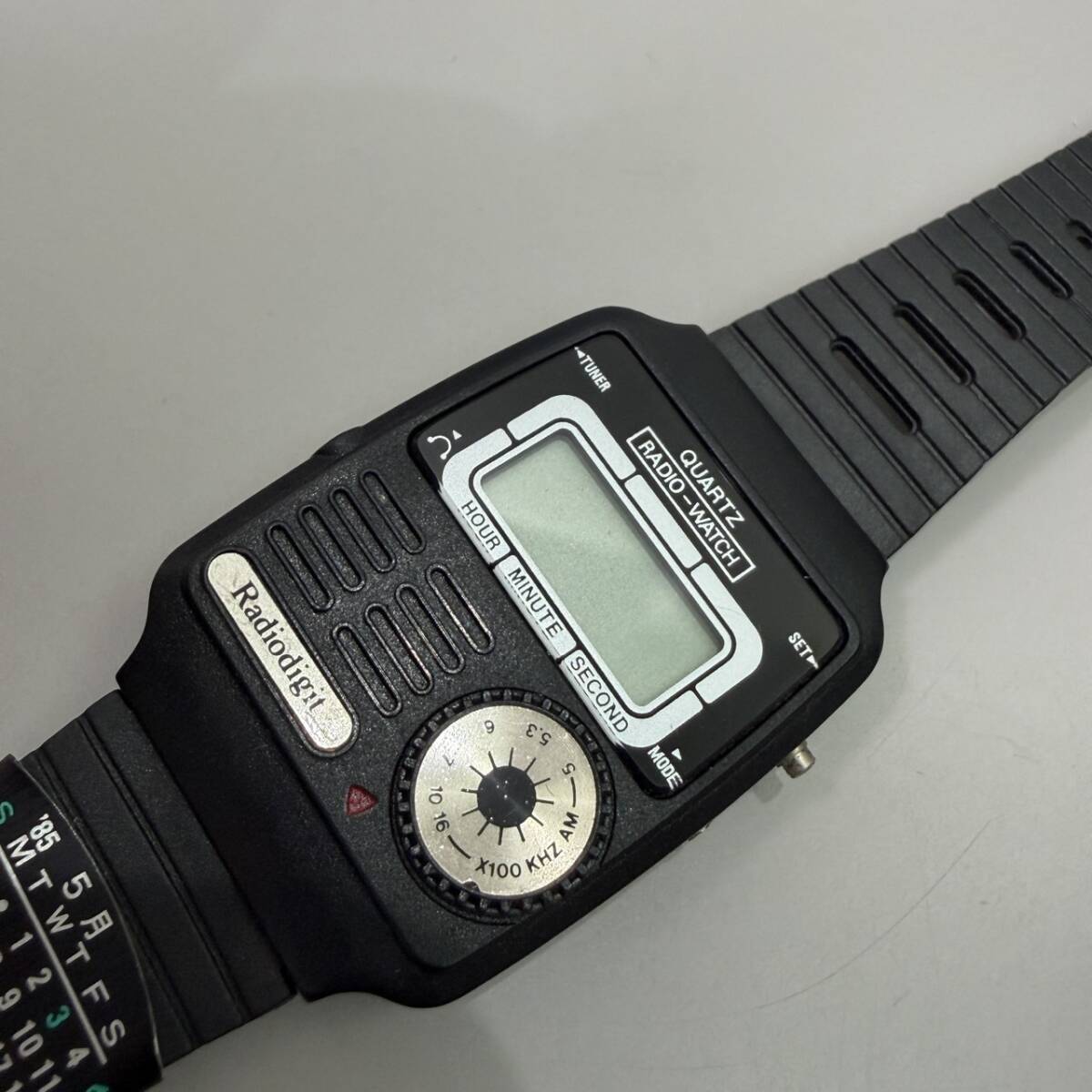VINTAGE 80's Radiodigit AMラジオ　デジタル時計　レア 希少　入手困難　リコー　Ricoh　ラジオウォッチ　ヴィンテージ