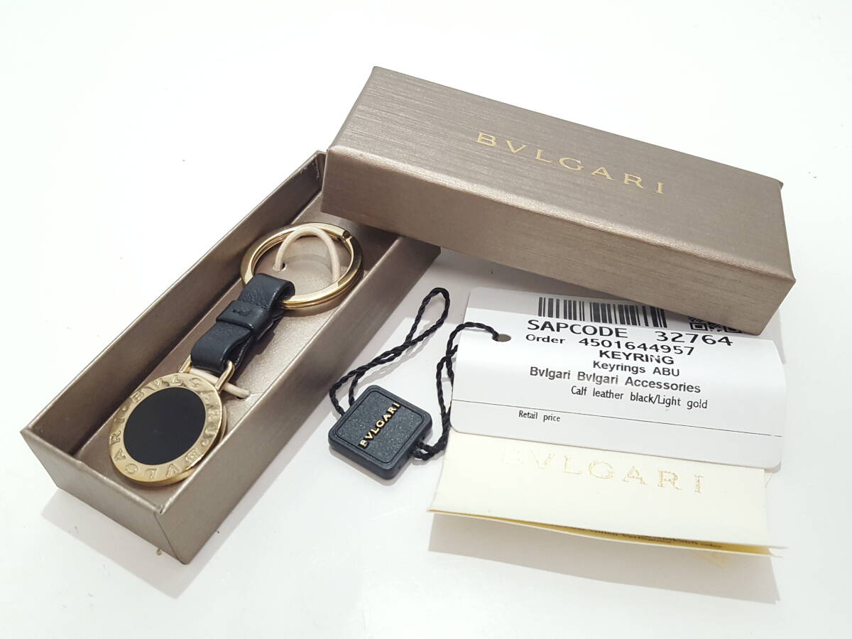 BVLGARI ブルガリ BVLGARI BVLGARI ブラックレザー×ゴールドメタル キーリング/箱付き/キーホルダー/全長約9cm/丸形チャーム/01YZ080505