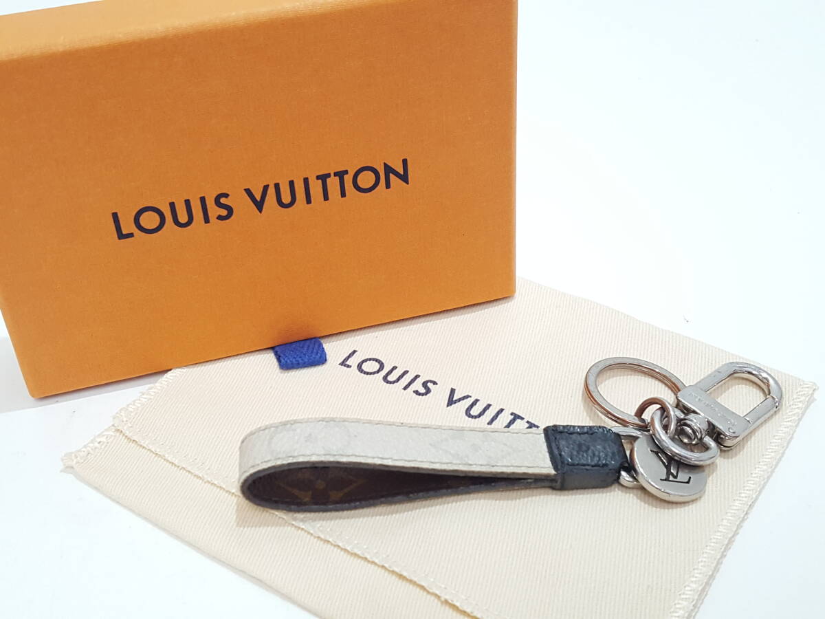 LOUIS VUITTON ルイヴィトン モノグラム M64168 ポルトクレ ドラゴンヌ キーホルダー/キーリング/保存袋 箱付き/ホワイト/01YZ080503