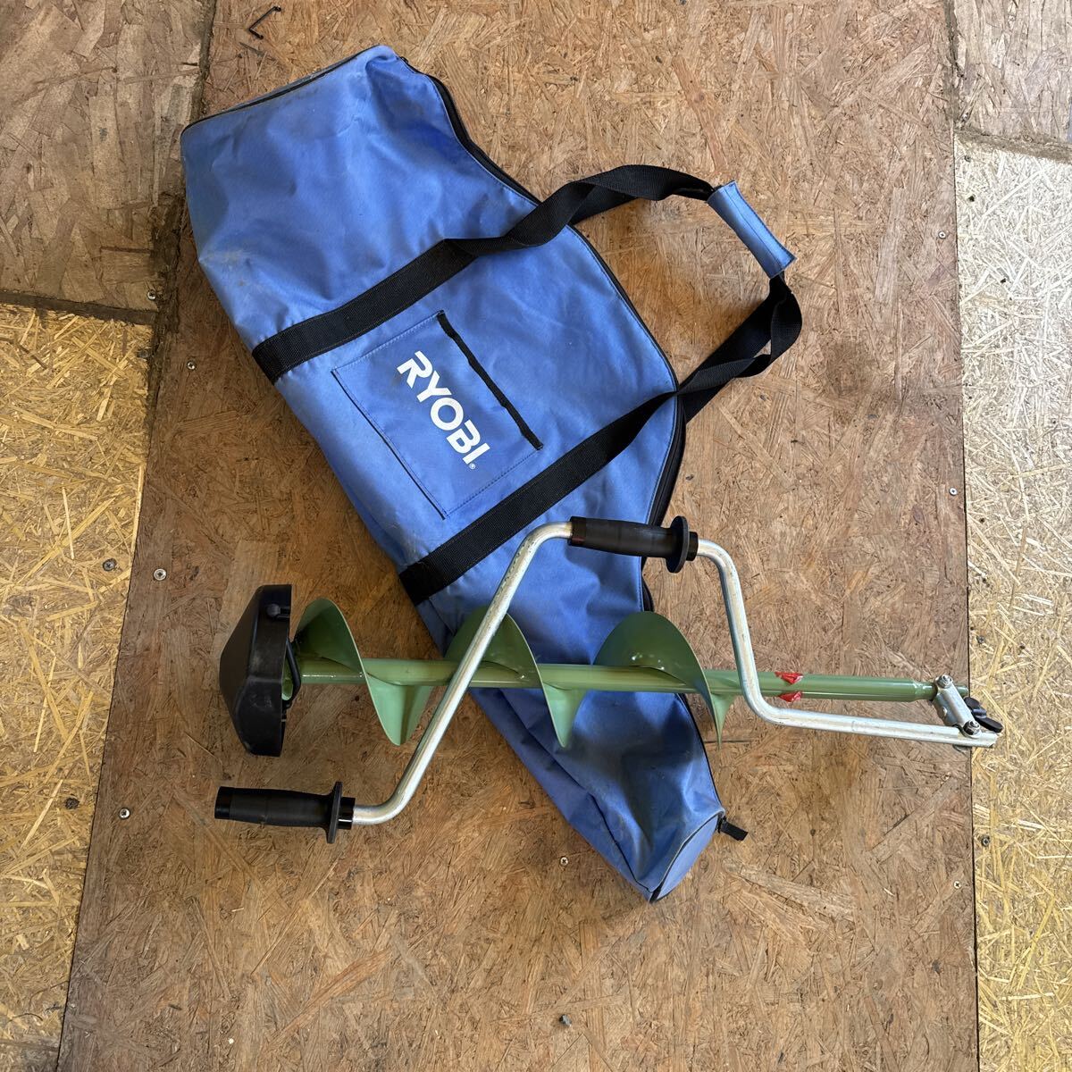 RYOBI リョービ 手動式 アイスドリル 氷穴あけ 釣り用 収納バッグ付き