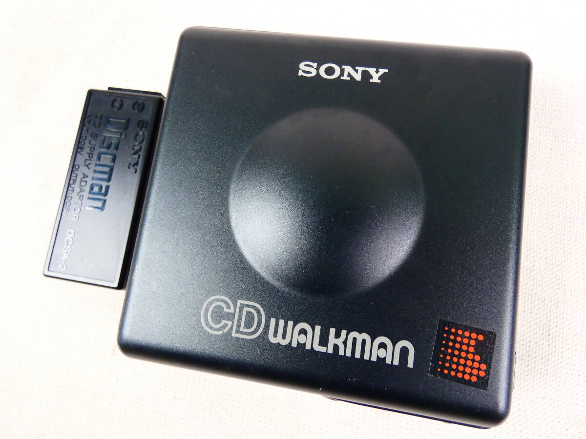 SONY ソニー 8mm CD用 Walkman D-82 ポータブルCDプレーヤー 音響機器 オーディオ ※ジャンク/通電可！ @送料600円 (8)