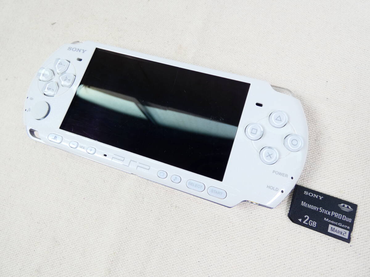 (PSP-8) SONY ソニー Playstation Portable プレイステーション・ポータブル PSP-3000 ゲーム機器 ※現状渡し/動作OK！ @送料600円 (8)