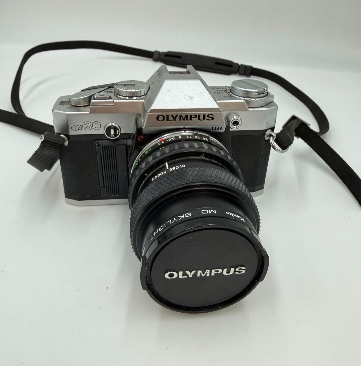 OLYMPUS OM-30 フィルム一眼レフカメラ ZUIKO MC AUTO-S 50mm F1.8 レンズ付き シルバー オリンパス 一眼レフ 現状品