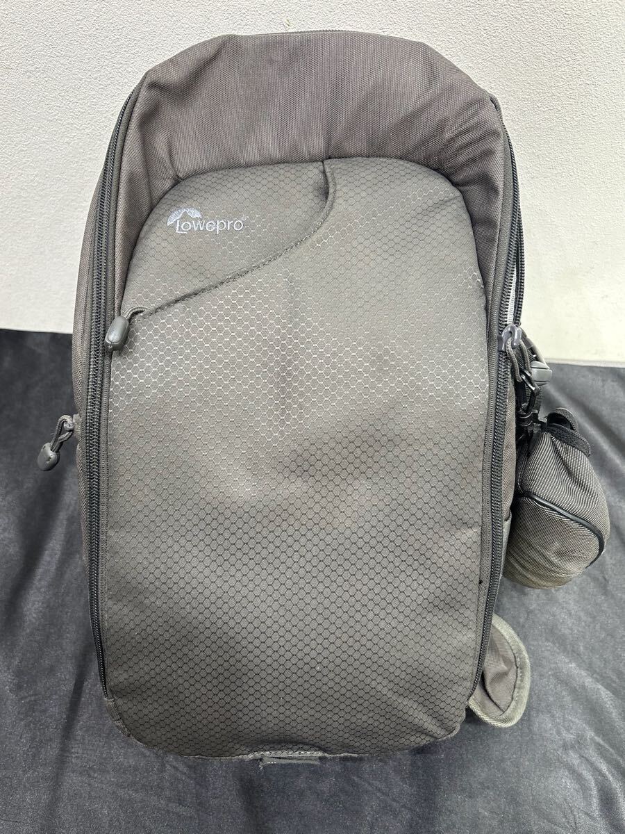 140 7.28 8.5 カメラバッグ　LoweDro