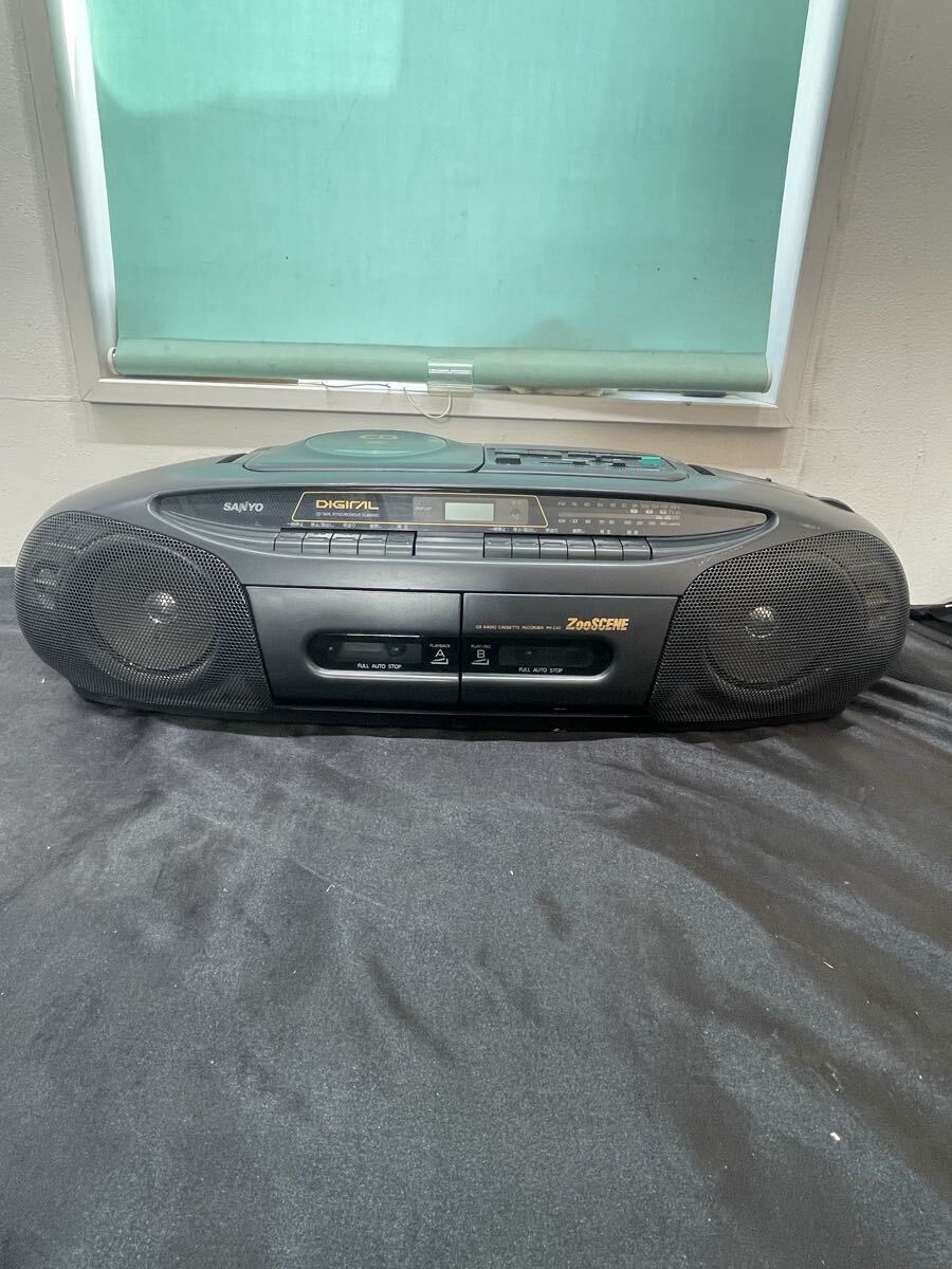 140 8.4.6 SANYO PH-Z40(K) DIGITAL CD TAPE SYNCHRONOUS DUBBING ラジカセ　通電確認品