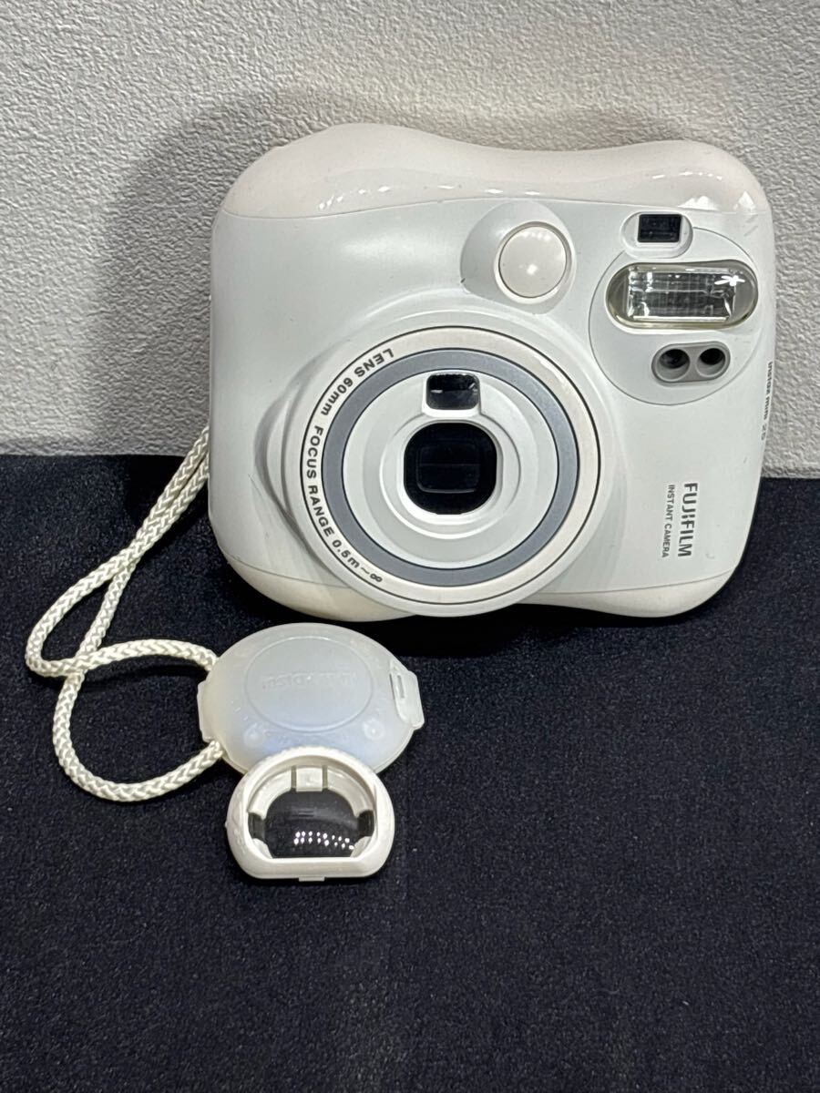プラス　8.17.22 お80 通電確認場合　詳細未確認ジャンク　instax mini 25 インスタントカメラ