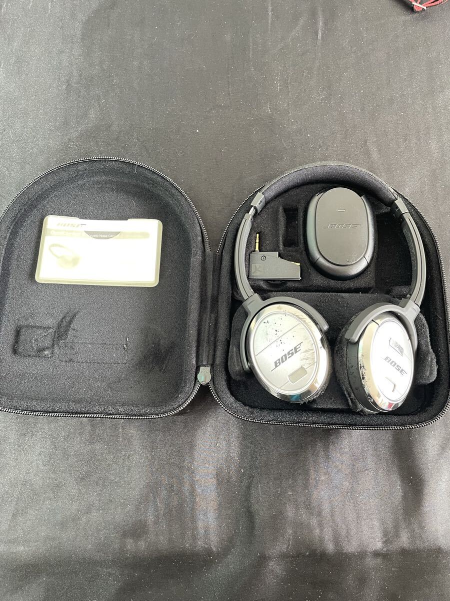 60 8.BOSE QuietComfort 3 (QC3) ノイズキャンセリングヘッドホン 付属品多数 キャリングケース・充電器付き ボーズ（要イヤーパッド交換）