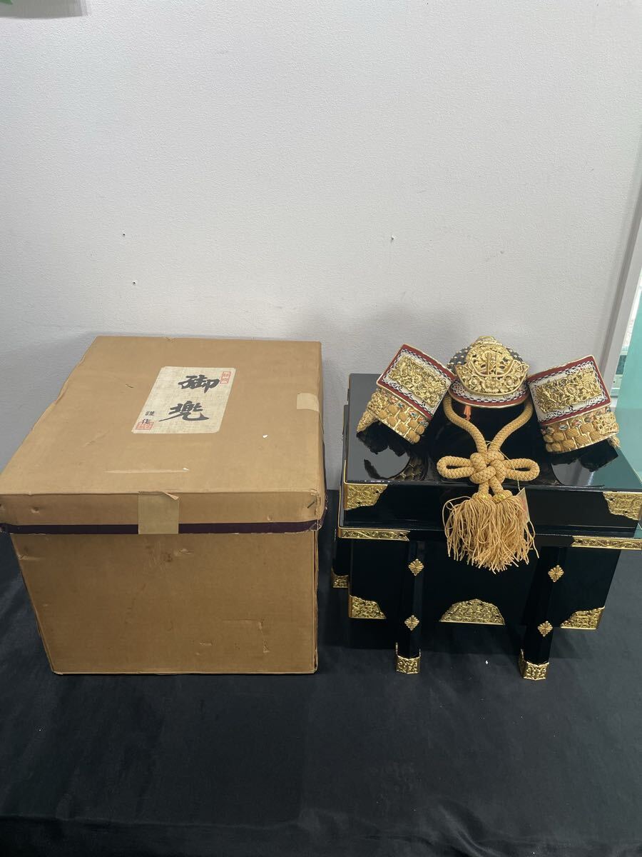 140 8.17.23 No.14【極上品】甲子之雄 作 御兜 箔押白檀仕上 正絹 五月人形 兜飾り 