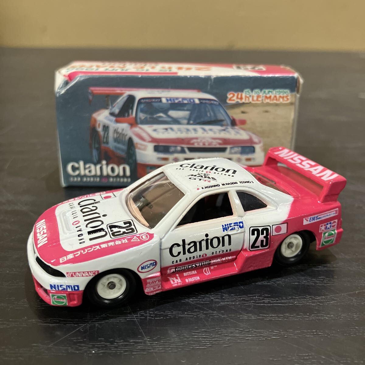 TKK448 II ADO COMPANY NISMO GT-R クラリオン 24h ル・マン 1/60スケール トミカ特注 スカイライン ミニカー 箱付き