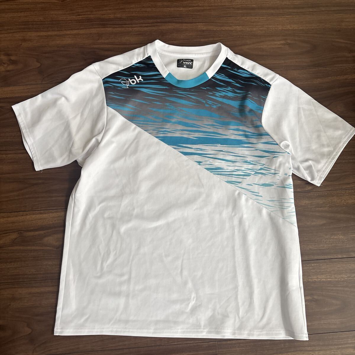 ブラックナイト　bk バドミントン Tシャツ メンズXL