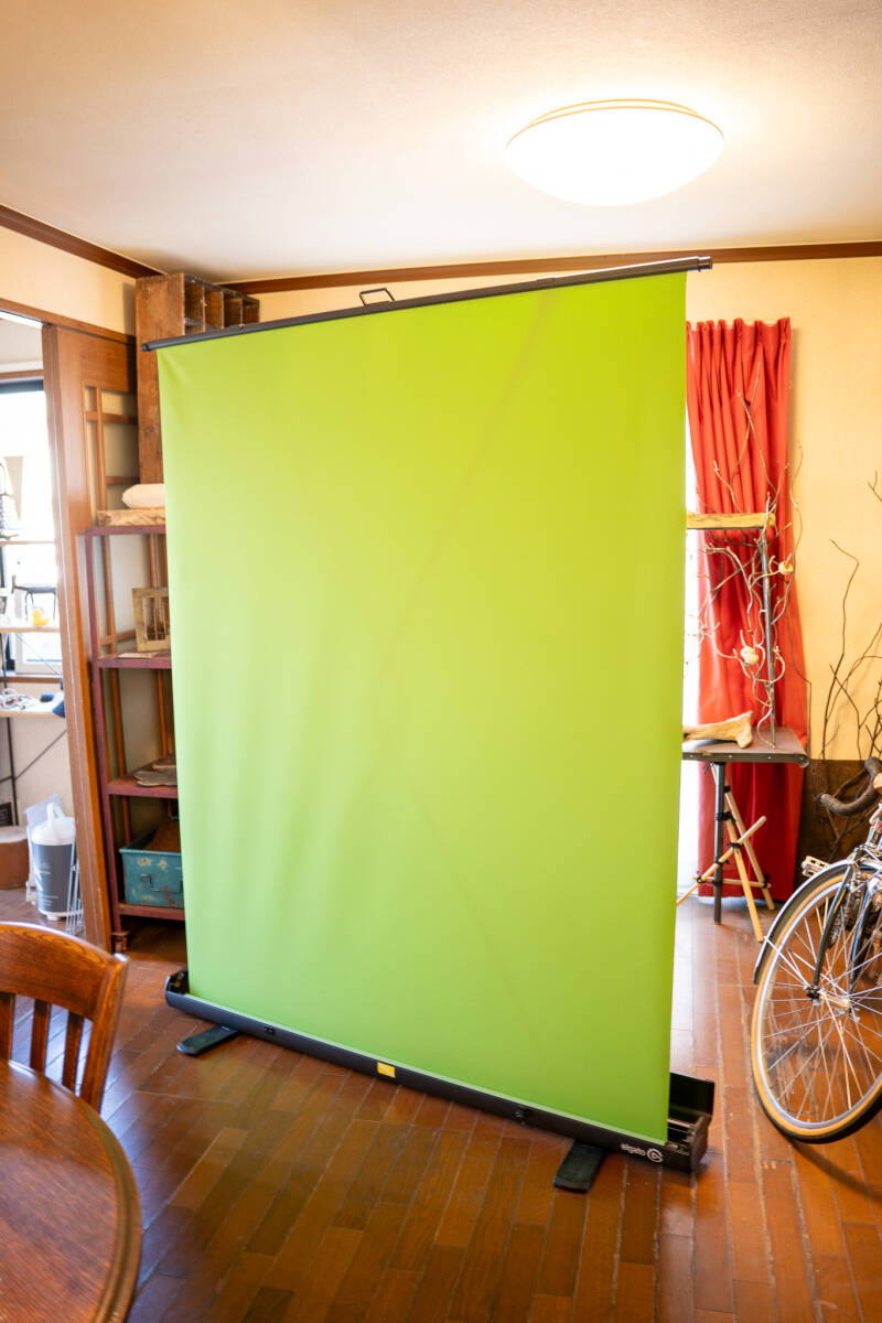 elgato Green Screen 折りたたみ式クロマキー 背景幕 グリーンスクリーン 自立式 撮影機材 