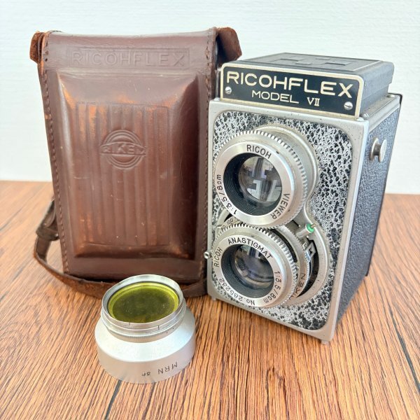 【ジャンク】RICOH リコー RICOHFLEX MODEL VI 二眼レフカメラ 8cm F3.5 ケース カラーフィルター付