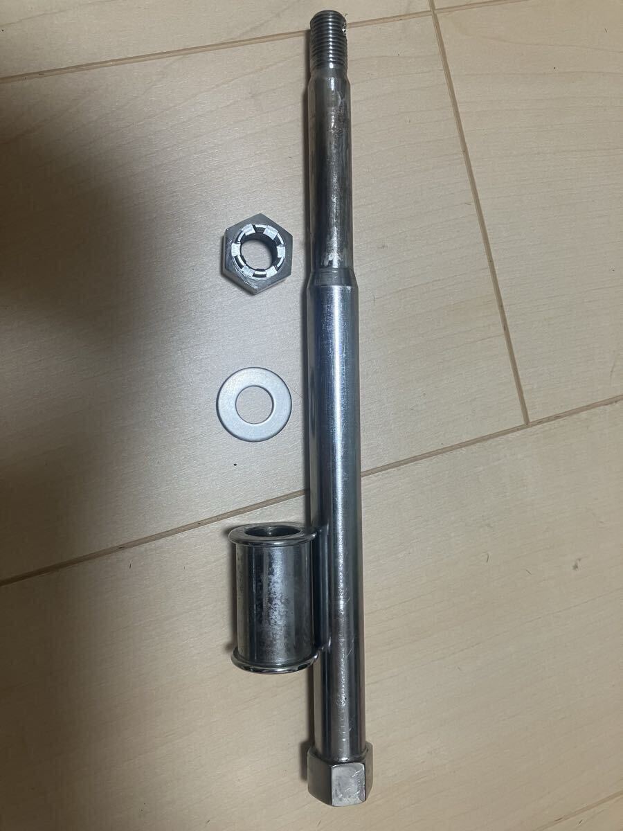 ハーレー　74スプリンガー　アクスルシャフト　
