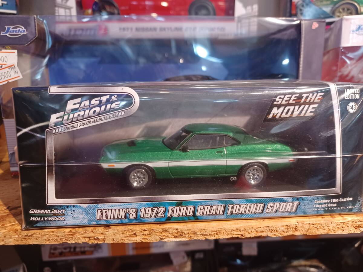 新品未開封 GREEN LIGHTグリーンライト ダイキャストミニカー ワイルドスピード 1972 FORD GRAN TORINO SPORT 1/43