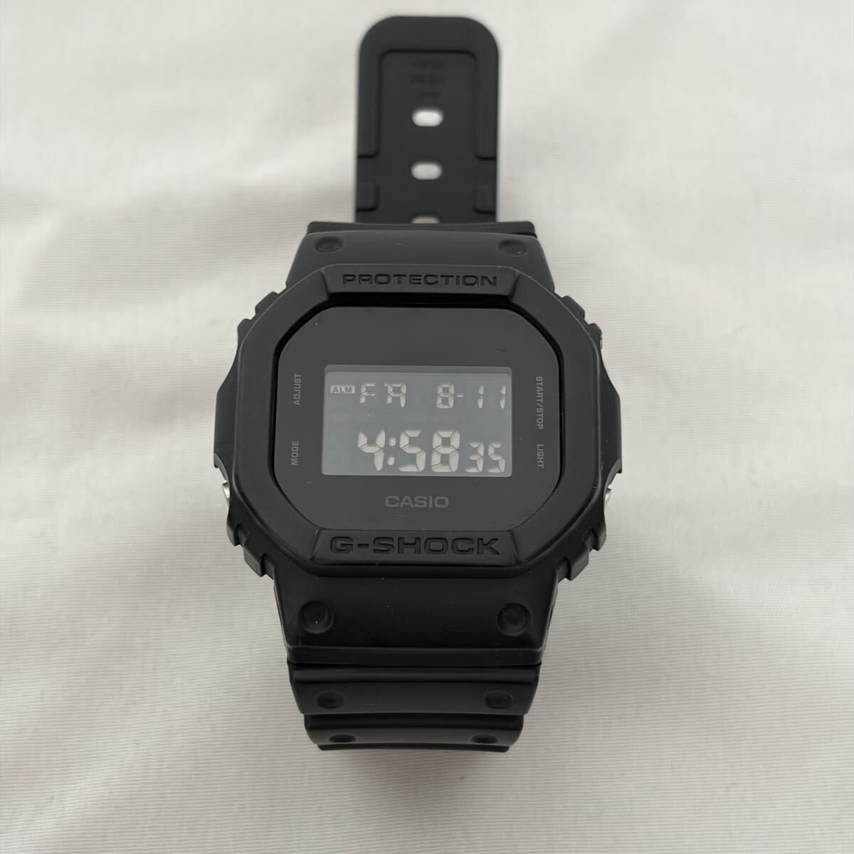 0003【0811 B-5410】CASIO カシオ G-SHOCK Gショック DW-5600BB ブラック デジタル クォーツ メンズ 腕時計 稼働品 箱付き