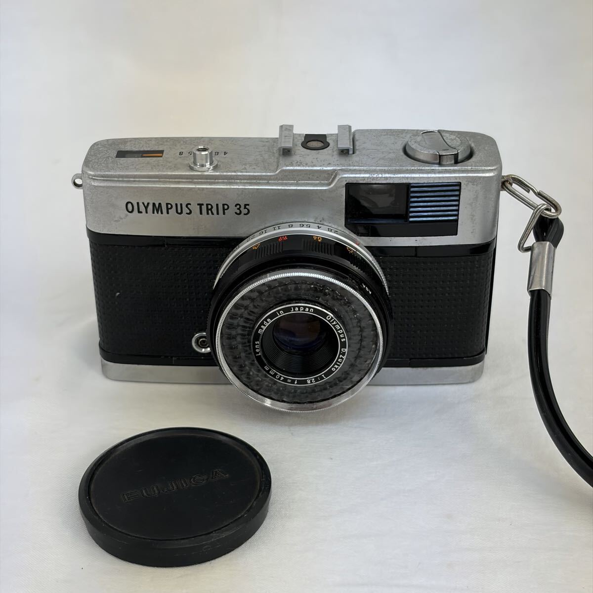 0021【0812 B-5641】OLYMPUS TRIP35 オリンパス D.Zuiko 1:2.8 f=40mm レンジファインダー マニュアルフォーカス フィルムカメラ 現状品