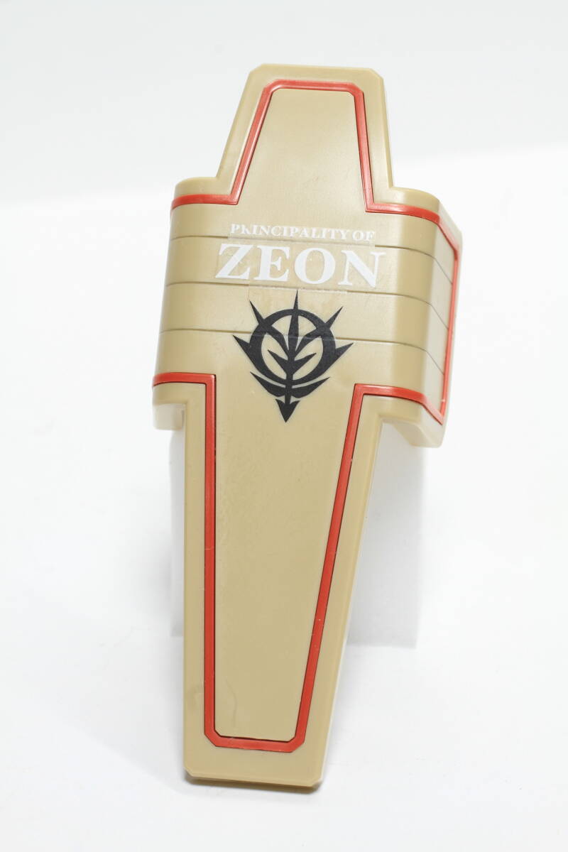 BNDAI MG ザク・キャノン シールド