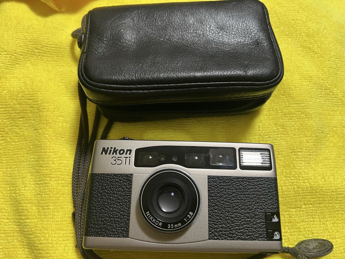 Nikon 35Ti NIKKOR 35mm F2.8 高級コンパクトフィルムカメラ シャッター動作確認済み ケース付 実写未確認 コンパクトフィルムカメラ Nikon