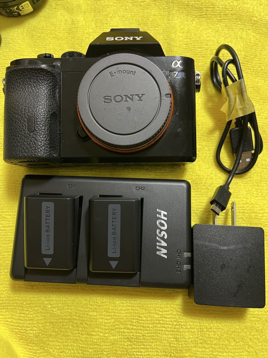 SONY α7S ILCE-7S ボディ ジャンク シャッターOK レンズ装着時ズーム動作確認済 EVF/LCD表示不良 バッテリー2個付き SONY ボディ α7 