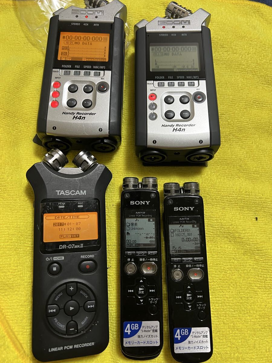ZOOM HAn Handy Recorder リニアPCMレコーダー電源確認済み ケース付き 電池なし 長期保管品 SONY TASCAM ハンディレコーダー