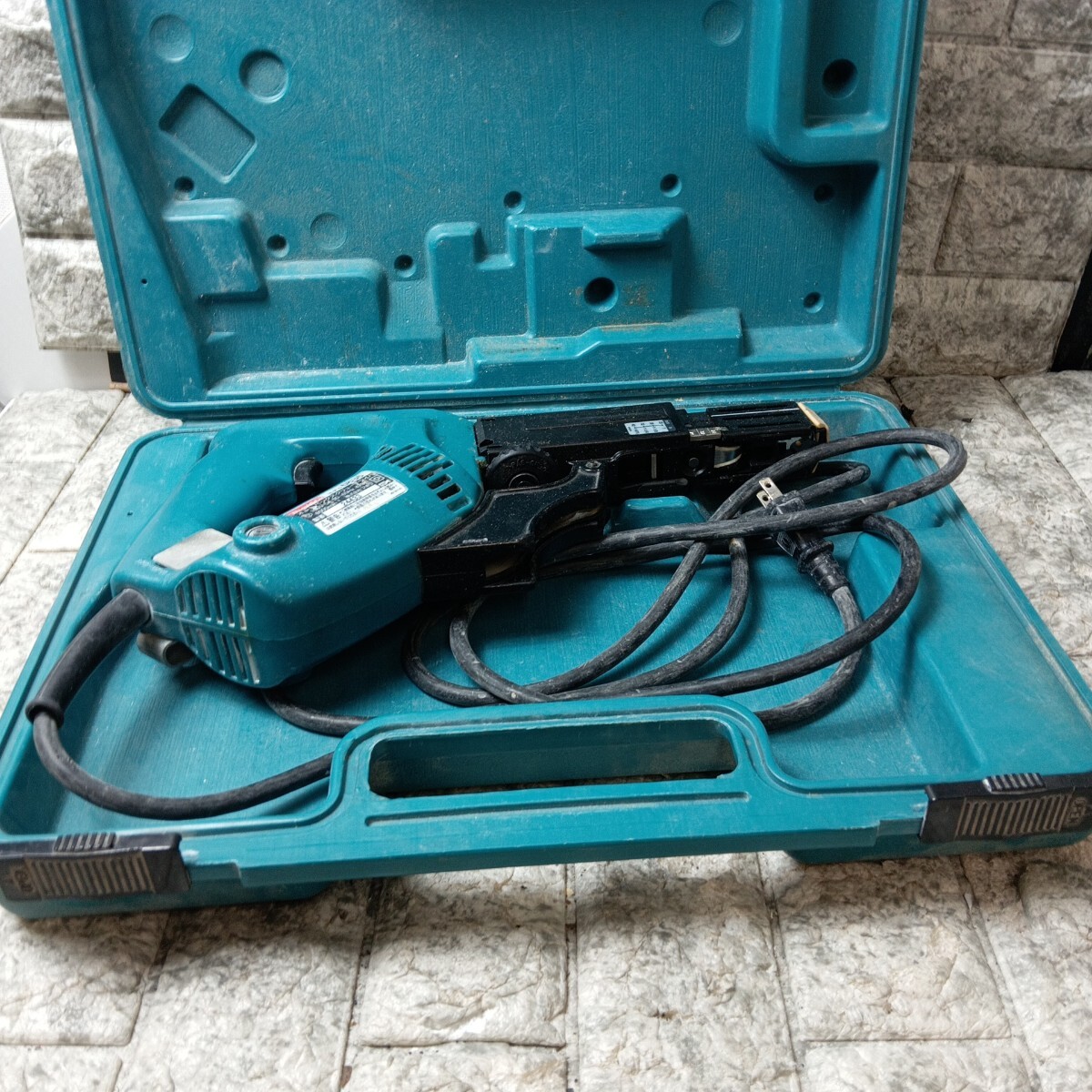 H07z7 マキタ オートパックスクリュードライバ ケース付 6836 makita 電動工具