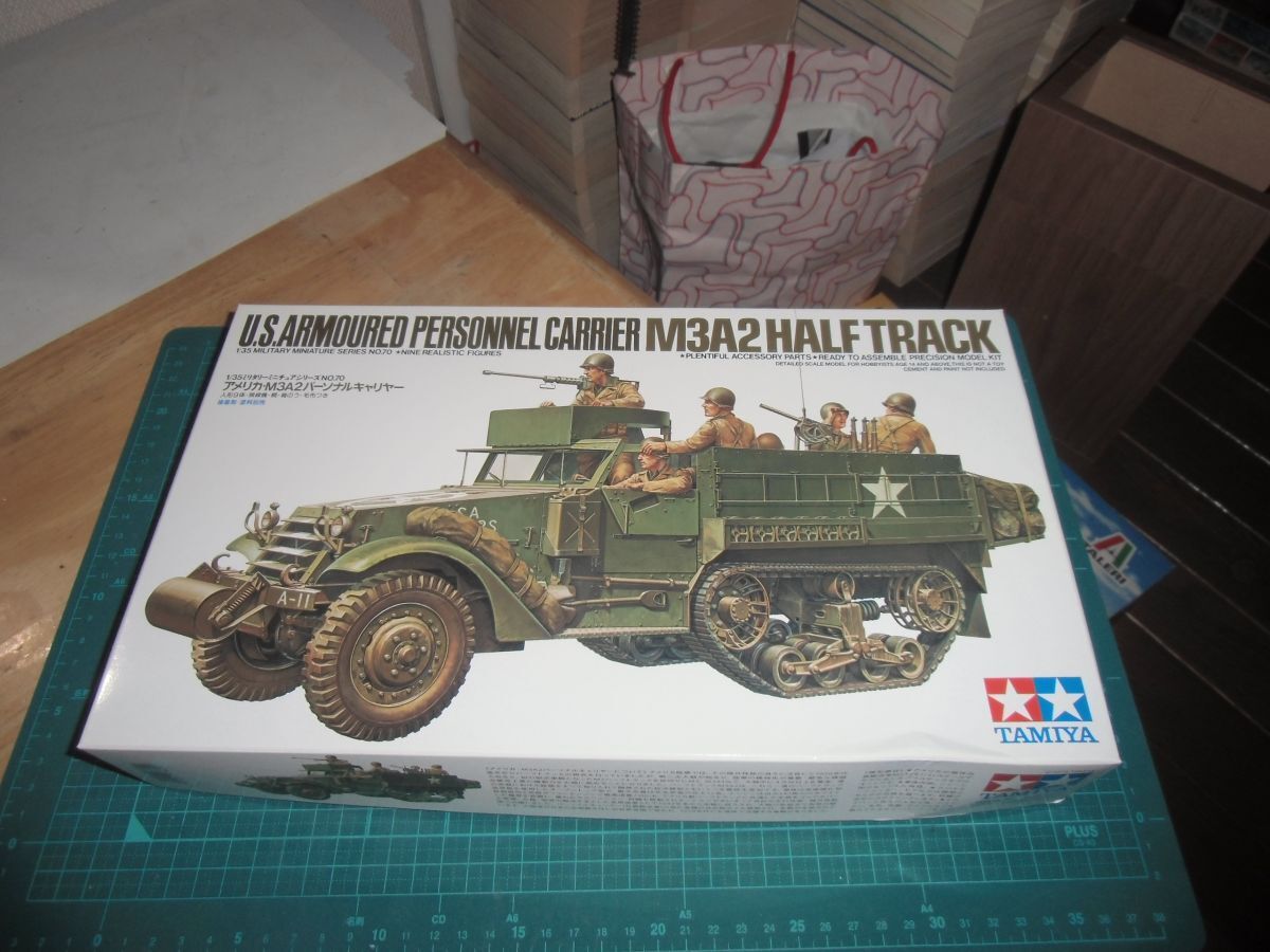 1/35　アメリカ M3A2パーソナルキャリヤー　タミヤ　M3A2 HALF TRACK ハーフトラック